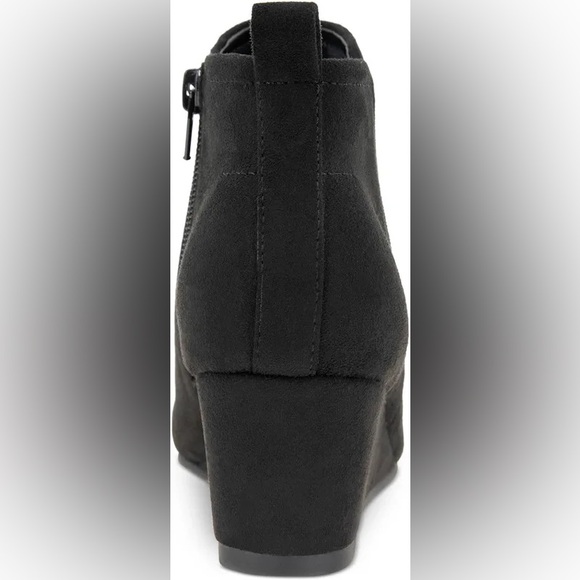 Style & Co Women's Black Ankle Bootie- Size 11M - Picture 2 of 8